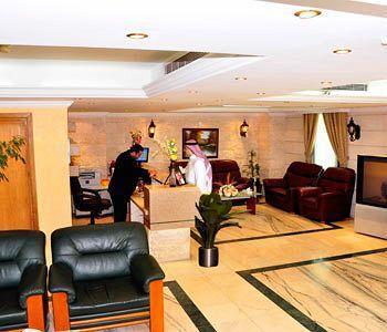 Safari Aparthotel